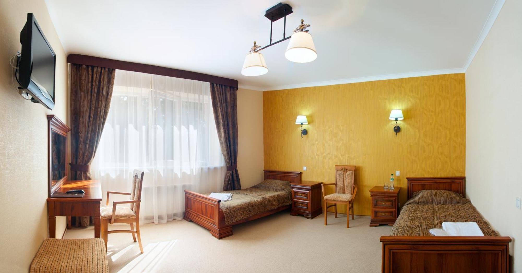 Sherwood Hotel Довгомостиська Номер фото