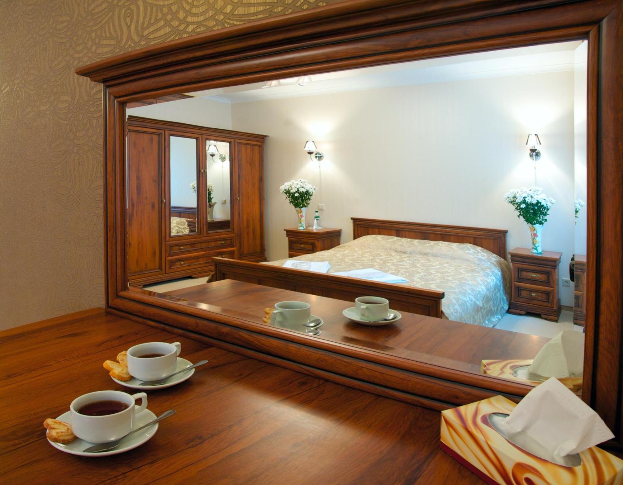 Sherwood Hotel Довгомостиська Номер фото