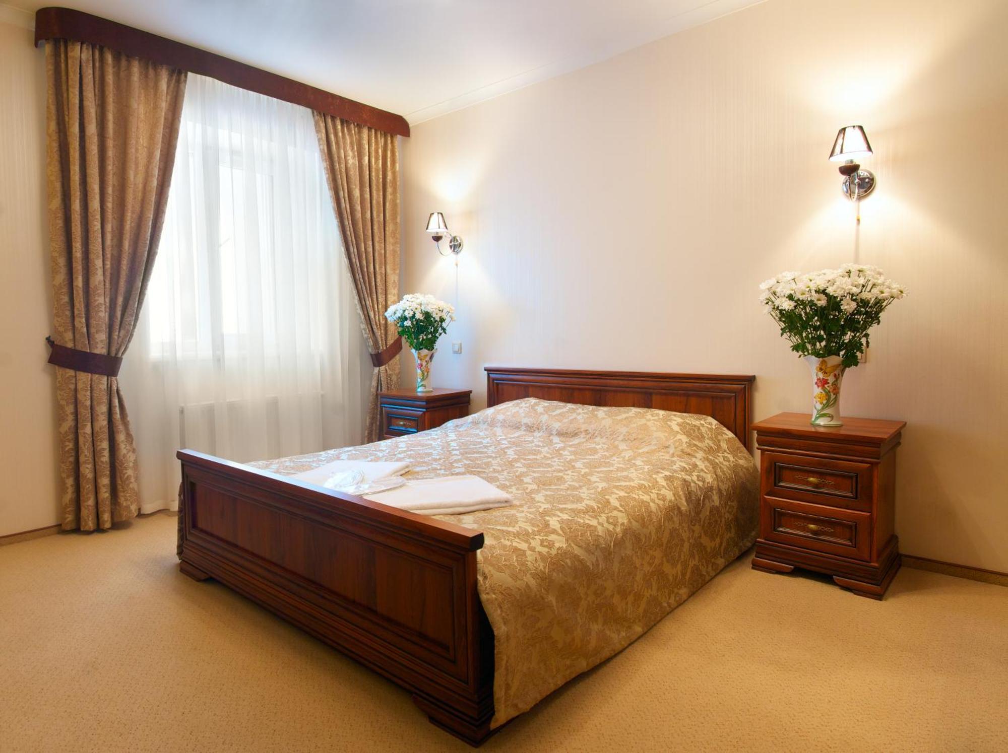 Sherwood Hotel Довгомостиська Номер фото
